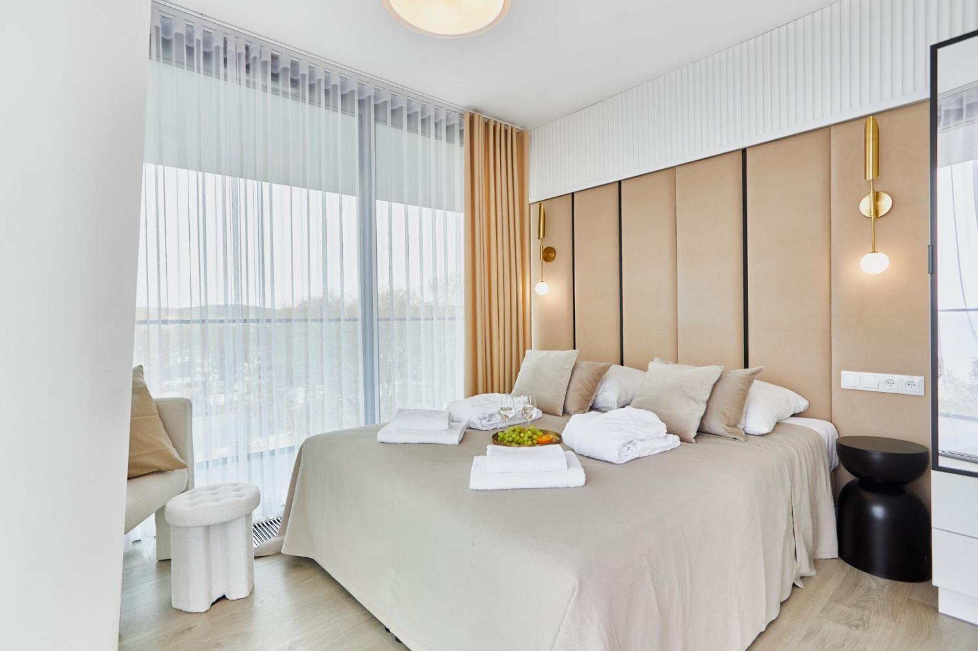 Wave Beachfront Family Apartment Miedzyzdroje Εξωτερικό φωτογραφία