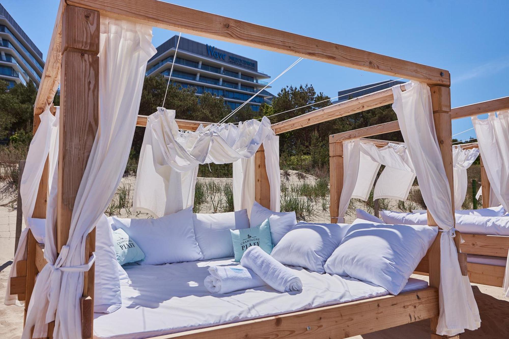 Wave Beachfront Family Apartment Miedzyzdroje Εξωτερικό φωτογραφία